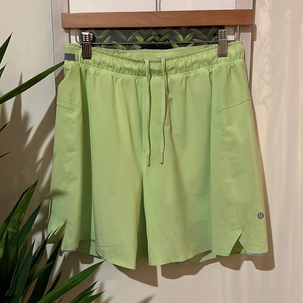 Lululemon lined 5” XS